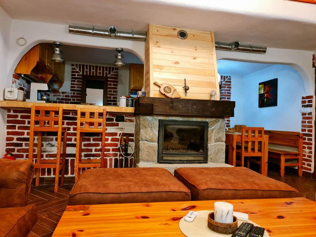 Къща За Гости Каза Роза - Swiss Style Chalet Casa Rosa Guest House Kyustendil Extérieur photo