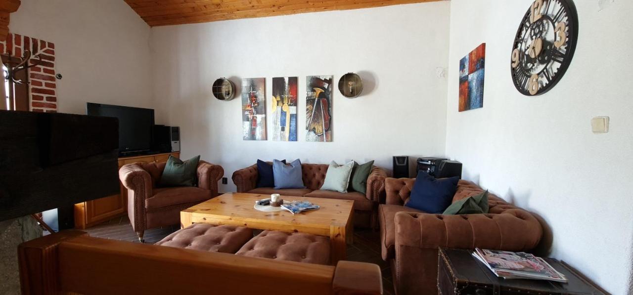Къща За Гости Каза Роза - Swiss Style Chalet Casa Rosa Guest House Kyustendil Extérieur photo